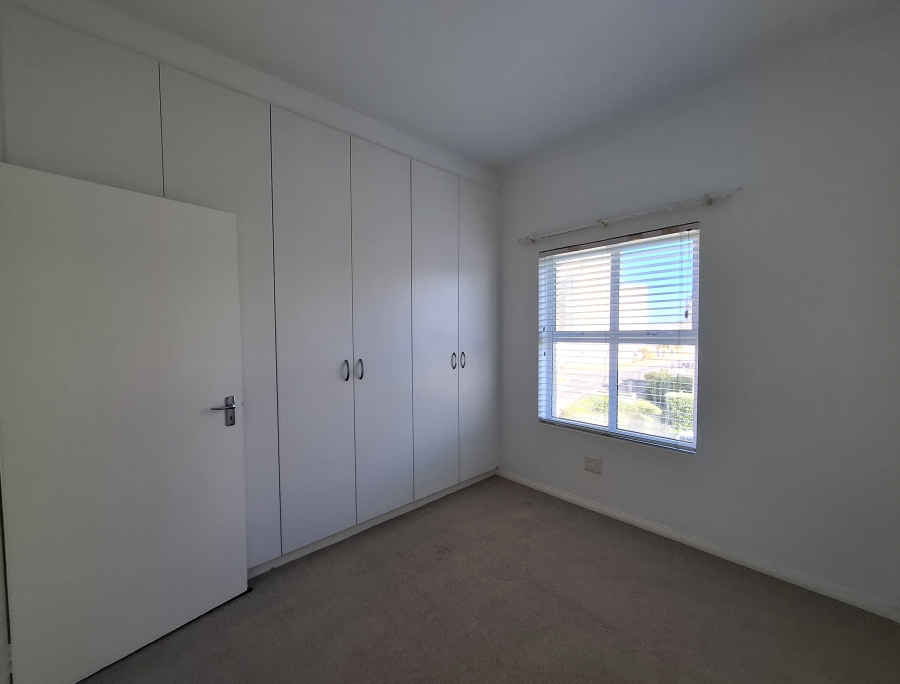 To Let 2 Bedroom Property for Rent in Table View Western Cape